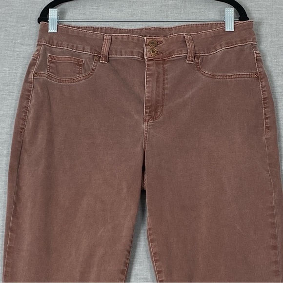 M Jeans by Maurices High Rise Womens Large Regular Tapered Leg Plum Mom Jeans - Picture 2 of 11